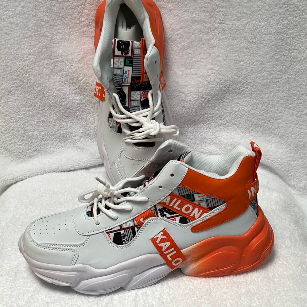 Jinkalong Sneaker. Orange & White UK 42. US Women SZ 11 Men SZ 9 NWOT